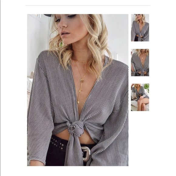 LAST 2️⃣ Madison Striped Wrap Top - Picture 4 of 8